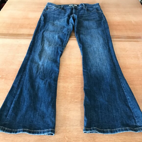 DL1961 Abbey Bootcut Flare Jeans Women 30 Blue Mid Rise Medium Wash Stretch - Picture 1 of 12